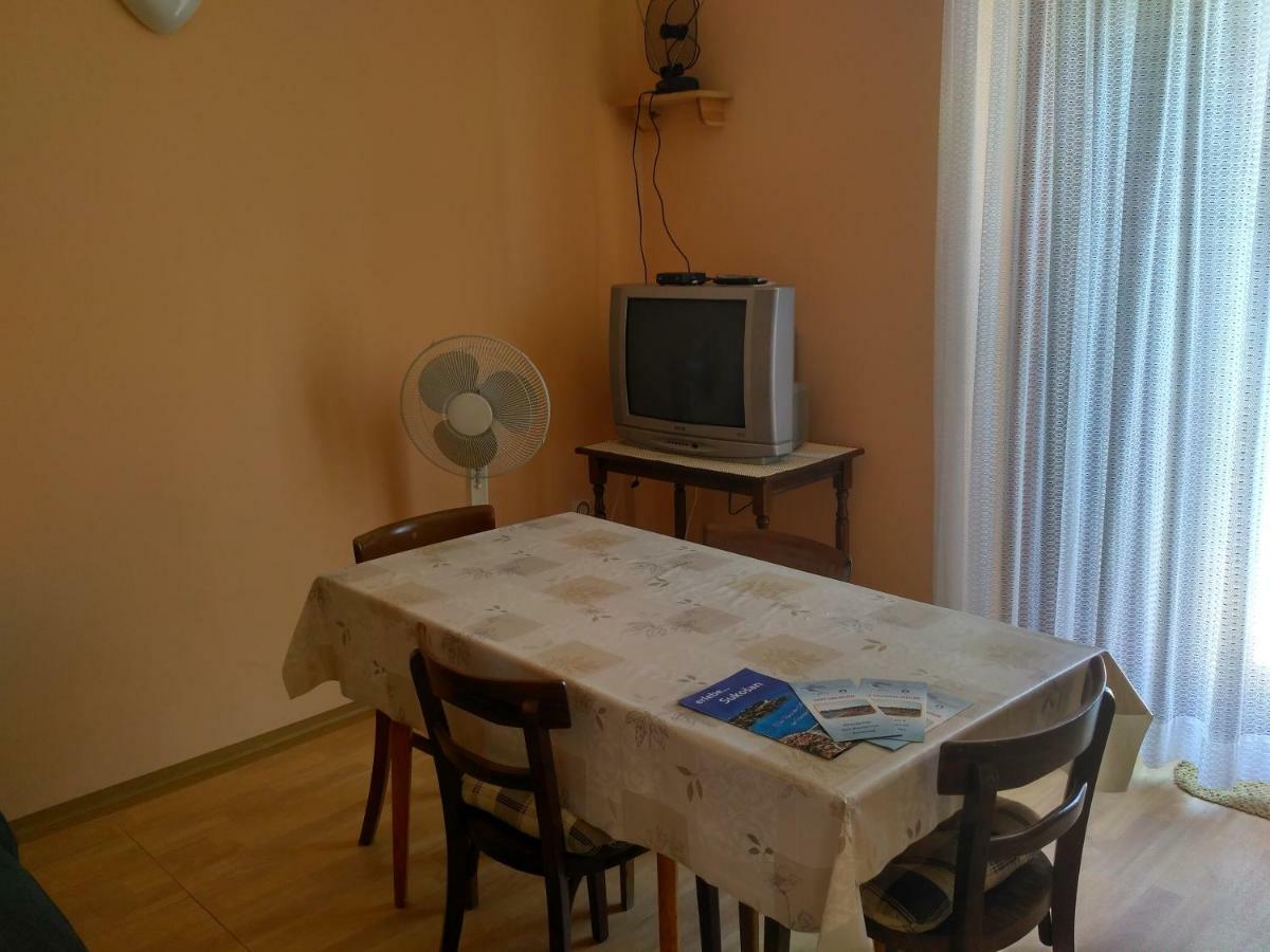 Apartmani Tonica Sukošan Εξωτερικό φωτογραφία